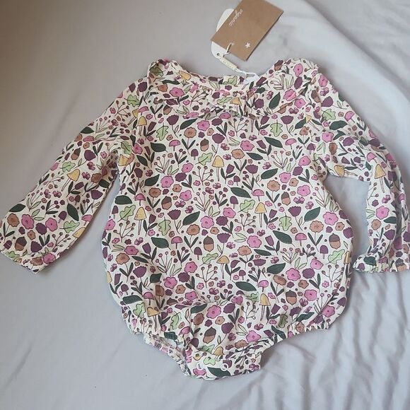 NWT Muslin Ruffle Collar Bubble Bodysuit, Acorn Floral - Picture 2 of 4